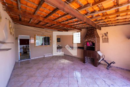 Casa à venda com 110m², 2 quartos e 1 vagaÁrea gourmet e Área de Serviço