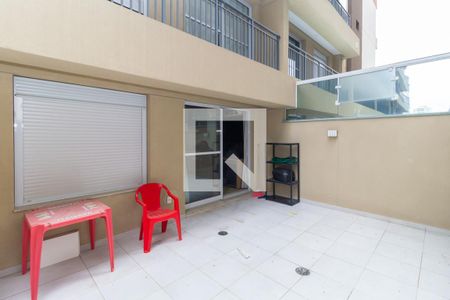 Apartamento à venda com 50m², 1 quarto e sem vagaQuintal