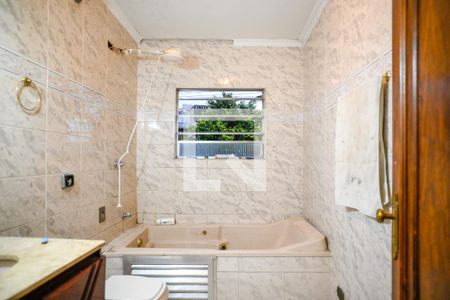 Casa para alugar com 110m², 3 quartos e 2 vagasBanheiro da Suite