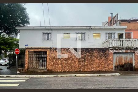 Casa para alugar com 110m², 3 quartos e 2 vagasFachada 1