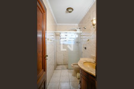 Casa para alugar com 110m², 3 quartos e 2 vagasBanheiro Social