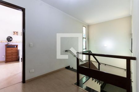 Casa para alugar com 290m², 4 quartos e 6 vagasCorredor
