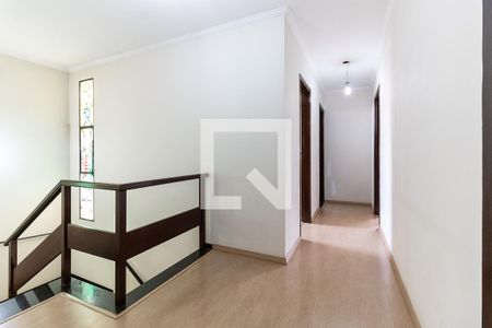 Casa para alugar com 290m², 4 quartos e 6 vagasCorredor