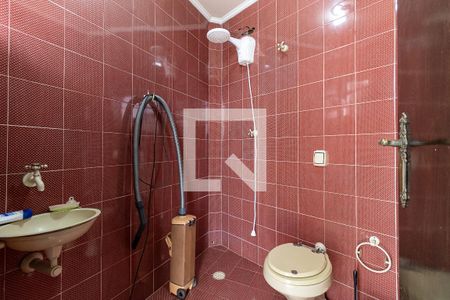 Casa para alugar com 290m², 4 quartos e 6 vagasBanheiro de Serviço