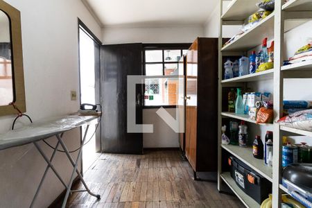 Casa para alugar com 290m², 4 quartos e 6 vagasQuarto de Serviço