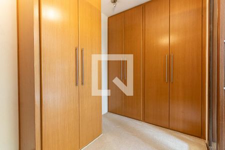 Casa para alugar com 290m², 4 quartos e 6 vagasCloset da Suíte 1
