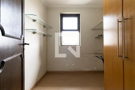 Casa para alugar com 290m², 4 quartos e 6 vagasQuarto 4