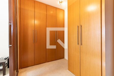 Casa para alugar com 290m², 4 quartos e 6 vagasCloset da Suíte 1