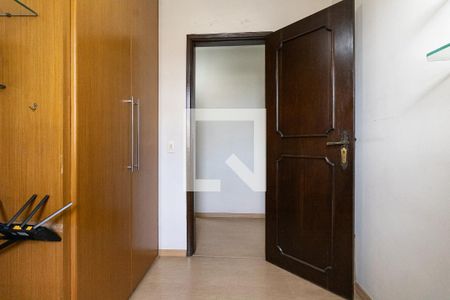 Casa para alugar com 290m², 4 quartos e 6 vagasQuarto 4