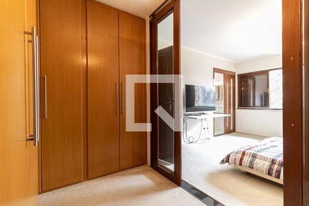 Casa para alugar com 290m², 4 quartos e 6 vagasCloset da Suíte 1