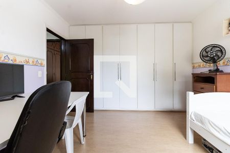 Casa para alugar com 290m², 4 quartos e 6 vagasQuarto 3