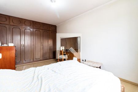 Casa para alugar com 290m², 4 quartos e 6 vagasSuíte 2