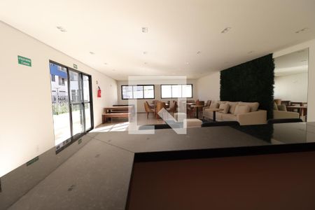 Apartamento para alugar com 65m², 3 quartos e 1 vagaÁrea comum - Salão de festas
