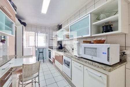 Apartamento para alugar com 255m², 4 quartos e 5 vagasCozinha / Área de serviço