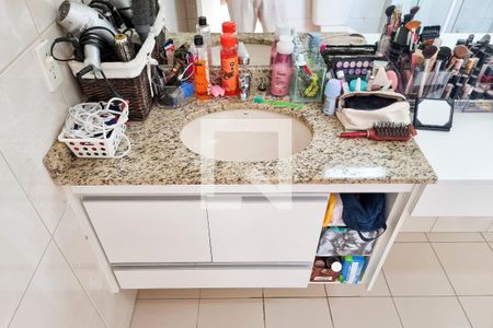 Apartamento para alugar com 255m², 4 quartos e 5 vagasBanheiro da Suíte 1