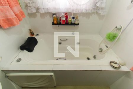 Casa à venda com 123m², 3 quartos e 2 vagas Casa à venda com 123m², 3 quartos e 2 vagasBanheiro