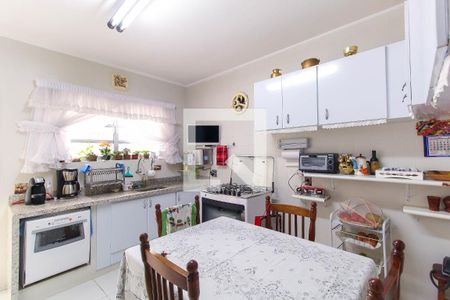 Casa à venda com 123m², 3 quartos e 2 vagas Casa à venda com 123m², 3 quartos e 2 vagasCozinha