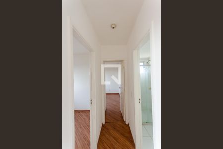 Corredor de apartamento para alugar com 2 quartos, 43m² em Jaraguá, São Paulo