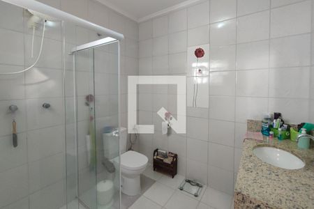 Casa à venda com 200m², 2 quartos e 9 vagas Casa à venda com 200m², 2 quartos e 9 vagasBanheiro Social