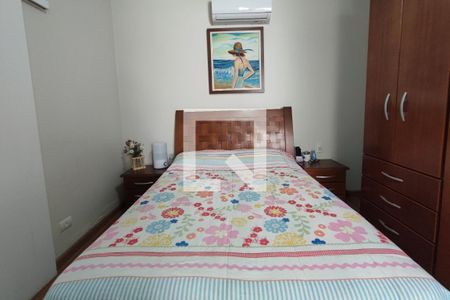 Casa à venda com 200m², 2 quartos e 9 vagas Casa à venda com 200m², 2 quartos e 9 vagasQuarto 2