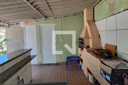 Casa à venda com 200m², 2 quartos e 9 vagas Casa à venda com 200m², 2 quartos e 9 vagasÁrea gourmet