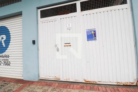 Casa à venda com 383m², 4 quartos e 4 vagasFachada