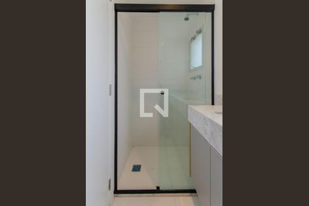 Banheiro de kitnet/studio para alugar com 1 quarto, 23m² em Vila Mariana, São Paulo