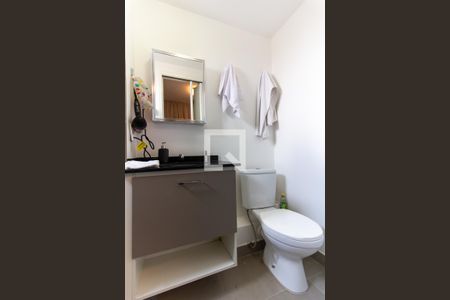 Banheiro de apartamento para alugar com 1 quarto, 29m² em Bom Retiro, São Paulo