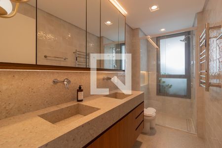 Apartamento à venda com 167m², 3 quartos e 3 vagasBanheiro da Suíte 2