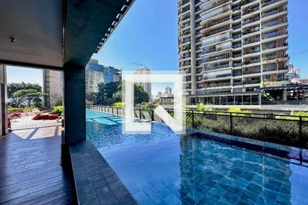 Apartamento à venda com 167m², 3 quartos e 3 vagasÁrea comum - Piscina