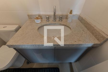 Apartamento para alugar com 66m², 2 quartos e 1 vaga Apartamento para alugar com 66m², 2 quartos e 1 vagaBanheiro da Suíte 1