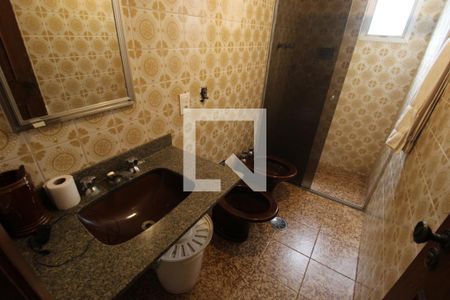 Apartamento à venda com 96m², 3 quartos e 1 vagaQuarto 1 - Banheiro