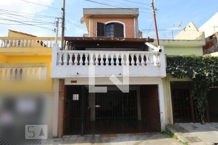 Casa à venda com 175m², 3 quartos e 2 vagasFachada