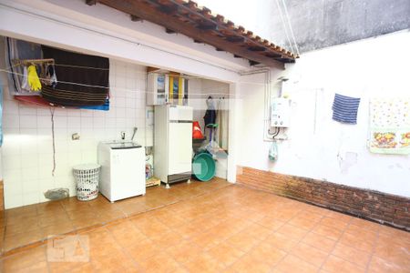 Casa à venda com 175m², 3 quartos e 2 vagasÁrea de Serviço