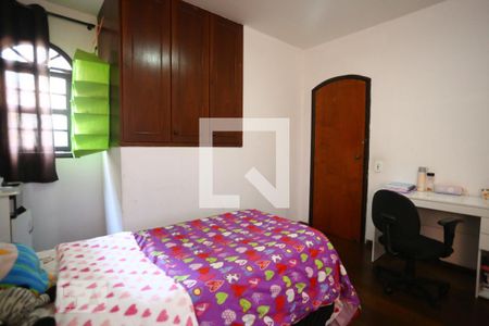 Casa à venda com 175m², 3 quartos e 2 vagasQuarto 2