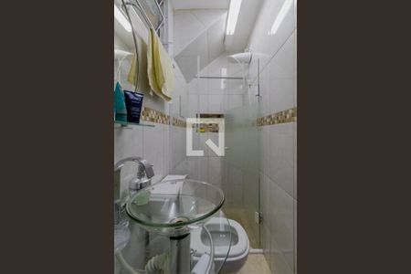 Casa à venda com 215m², 4 quartos e 2 vagasCasa 2 - Banheiro Suíte