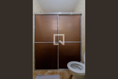 Casa à venda com 215m², 4 quartos e 2 vagasCasa 2 - Banheiro