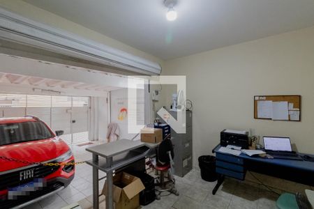 Casa à venda com 215m², 4 quartos e 2 vagasGaragem