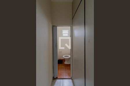 Casa à venda com 215m², 4 quartos e 2 vagasCasa 2 - Lavabo