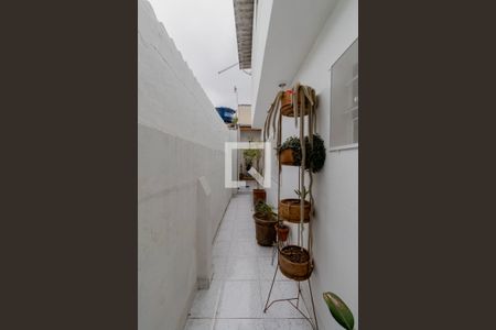 Casa à venda com 215m², 4 quartos e 2 vagasCasa 1 - Corredor 