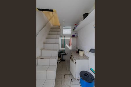 Casa à venda com 215m², 4 quartos e 2 vagasCasa 2 - Área de Serviço