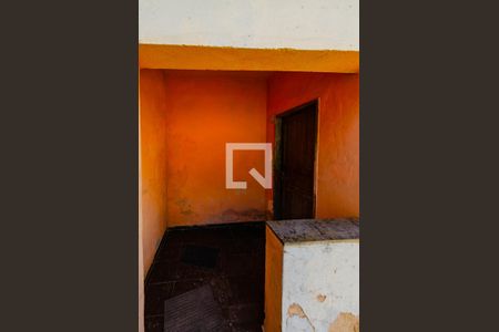 Casa à venda com 165m², 3 quartos e sem vaga Casa à venda com 165m², 3 quartos e sem vagaEntrada