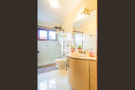 Casa à venda com 350m², 3 quartos e 2 vagas Casa à venda com 350m², 3 quartos e 2 vagasBanheiro Social