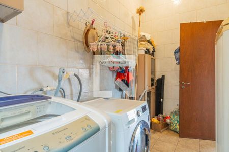 Casa à venda com 350m², 3 quartos e 2 vagas Casa à venda com 350m², 3 quartos e 2 vagasÁrea de Serviço