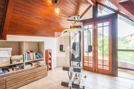 Casa à venda com 350m², 3 quartos e 2 vagas Casa à venda com 350m², 3 quartos e 2 vagasSala 2