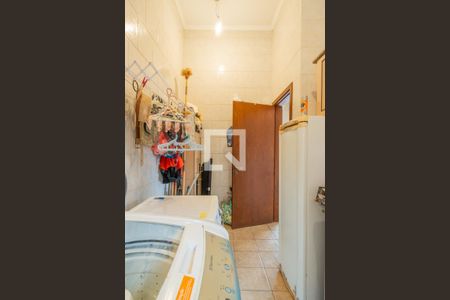 Casa à venda com 350m², 3 quartos e 2 vagas Casa à venda com 350m², 3 quartos e 2 vagasÁrea de Serviço