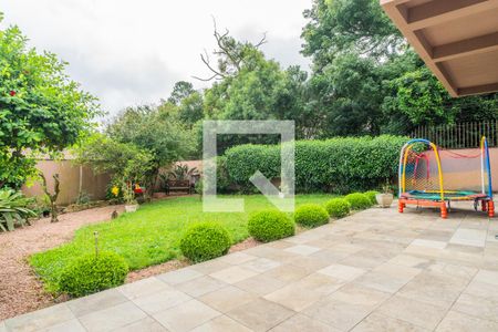 Casa à venda com 350m², 3 quartos e 2 vagas Casa à venda com 350m², 3 quartos e 2 vagasQuintal