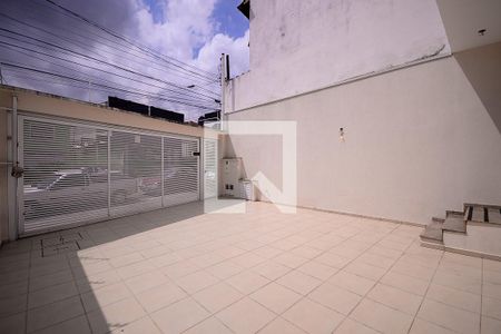 Garagem de casa à venda com 3 quartos, 240m² em Vila Gumercindo, São Paulo