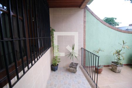 Casa à venda com 120m², 3 quartos e 1 vagaVaranda