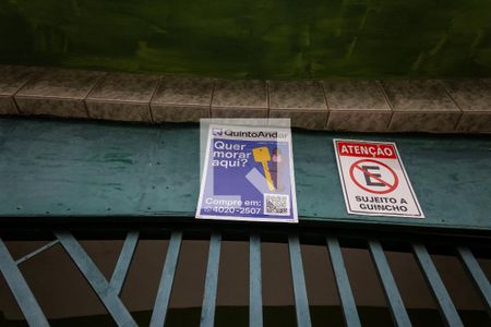 Casa à venda com 143m², 4 quartos e 2 vagas Casa à venda com 143m², 4 quartos e 2 vagasPlaca